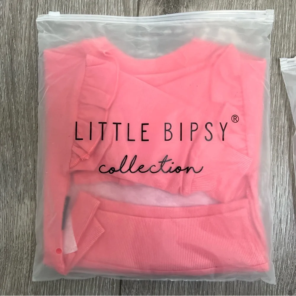 LITTLE BIPSY 2PC FLUTTER SLEEVE JOGGER SET STRAWBERRY PINK 3-6MO NWT / NIB